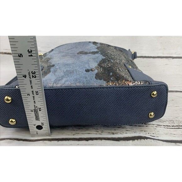 Karla Hanson Blue Metallic Crossbody Purse Bag Tote Organizer Zippers Stud Feet - Picture 14 of 16